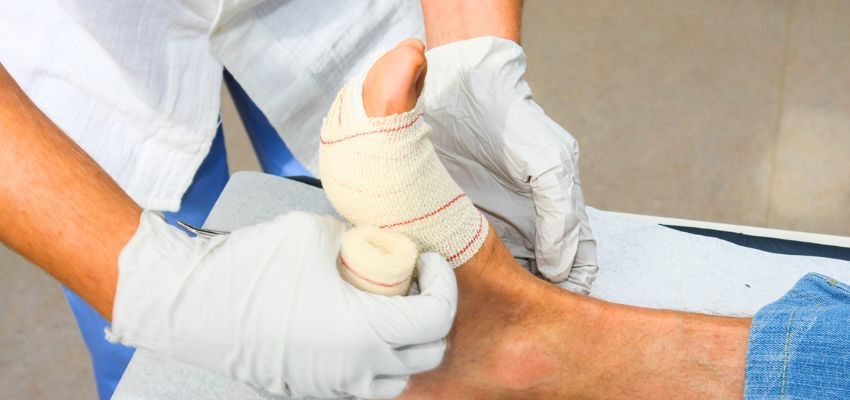 chronic wound infection (3) The patient has a chronic wound infection.